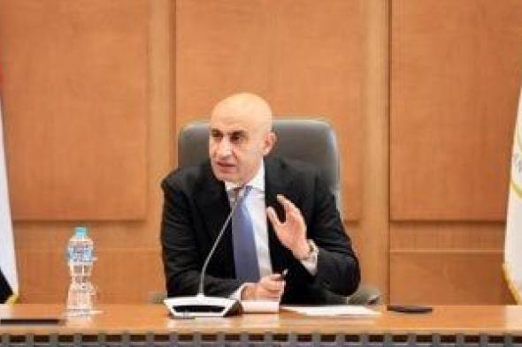 وزير
التعليم
يعلن
طرح
نماذج
استرشادية
لامتحانات
الثانوية
العامة
2026