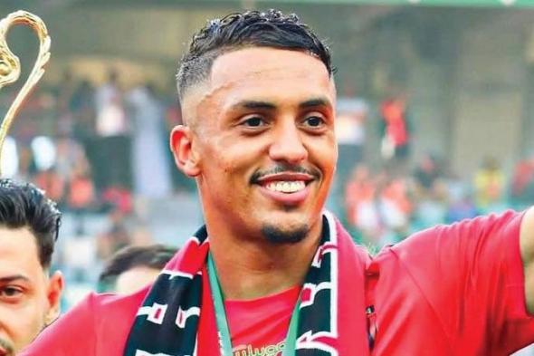 اتحاد
العاصمة
يستعيد
مدافعه
السابق
عزي