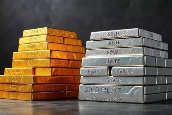 الذهب
      يتجه
      لأكبر
      مكسب
      يومي
      منذ
      2008
      والفضة
      تتعافى