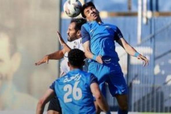 أحمد
عبد
العزيز
بعلن
قائمة
سموحة
لمواجهة
بيراميدز
في
دوري
نايل