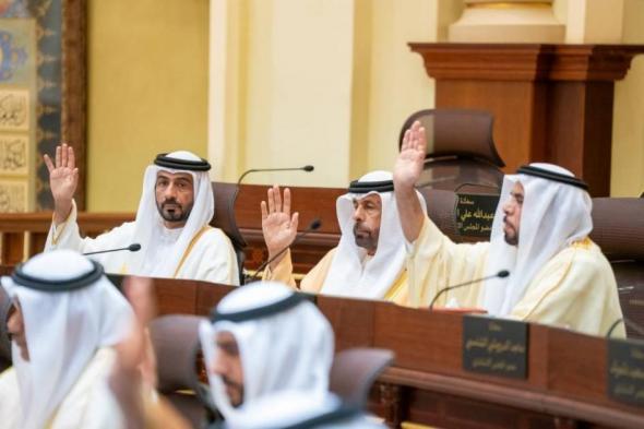 «استشاري
الشارقة»
يقرّ
توصياته
بشأن
دائرتي
الأشغال
العامة
والموارد
البشرية