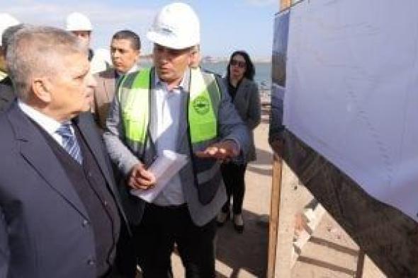 الفريق
أسامة
ربيع
يتابع
مخطط
مشروع
إنشاء
كوبرى
بورسعيد
العائم
الجديد