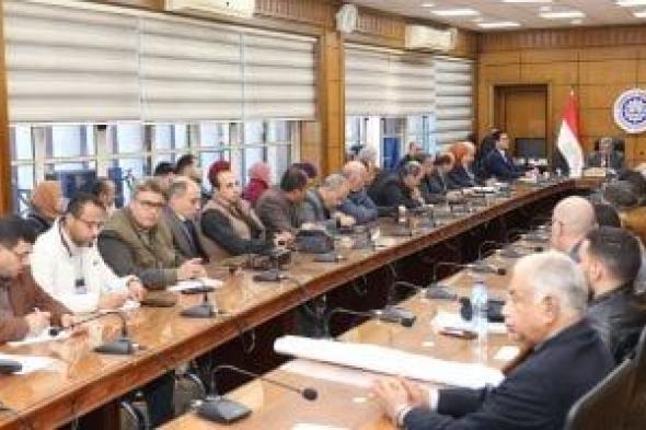 محافظ
الدقهلية
يترأس
اجتماع
مناقشة
المخططات
الاستراتيجية
للمنصورة
وميت
غمر
والجمالية