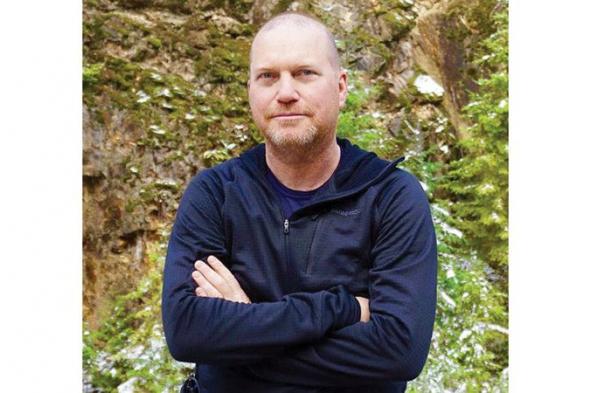 ورشة في أبوظبي بصحبة حائز «إيمي»