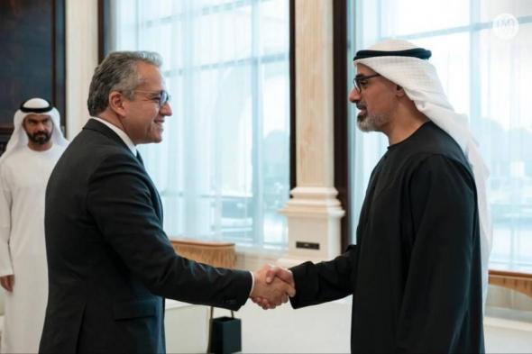 خالد
      بن
      محمد
      بن
      زايد
      يبحث
      التعاون
      مع
      مدير
      عام
      «اليونسكو»