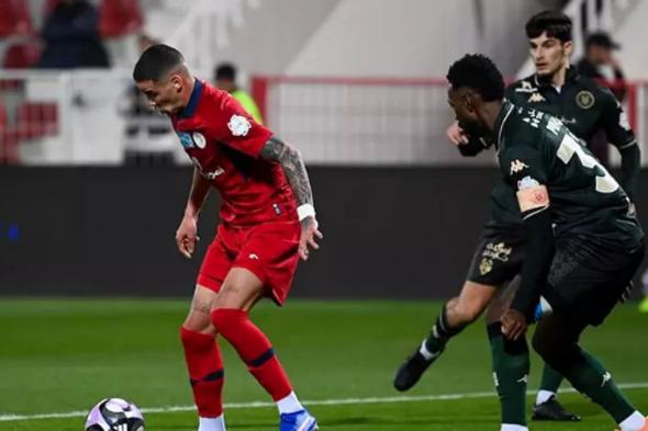 تعادل
    سلبي
    بين
    الخلود
    وضمك
    في
    الجولة
    الـ20
    من
    دوري
    المحترفين