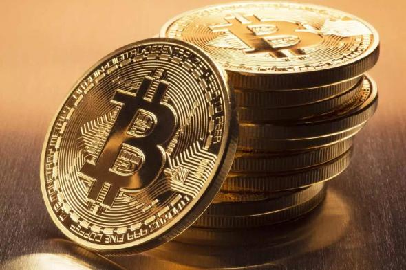 تراجع سعر بتكوين إلى ما دون 73 ألف دولار