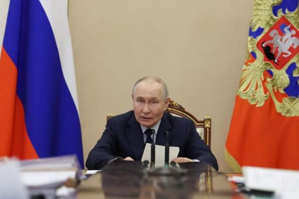 بوتين:
      إبطاء
      نمو
      الاقتصاد
      الروسي
      هدفه
      كبح
      التضخم