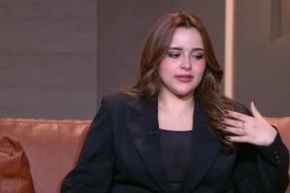 المطربة
أشرقت
أحمد:
بابا
اكتشف
موهبتي
من
عمر
3
سنين
وأول
مسابقة
غيرت
حياتي