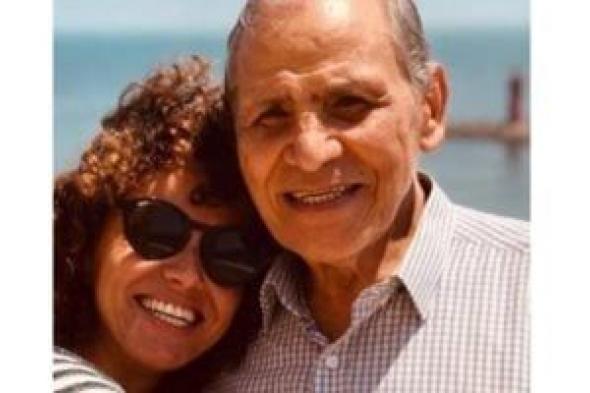 أحمد
داود
يكشف
عن
موعد
عزاء
والد
زوجته
الفنانة
علا
رشدى