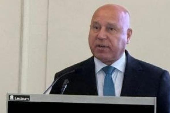 ​الفريق
كامل
الوزير:
انطلاق
معرض
اليخوت
يعكس
طفرة
الصناعة
المحلية