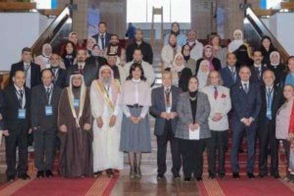 التحالف
الوطنى
يشارك
فى
افتتاح
«ملتقى
الإسكندرية
للمسئولية
الاجتماعية»