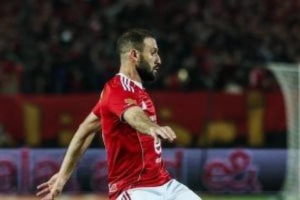 عمر
كمال
أبرزهم..
حلم
كأس
العالم
يجبر
3
لاعبين
على
الخروج
من
جنة
الأهلي