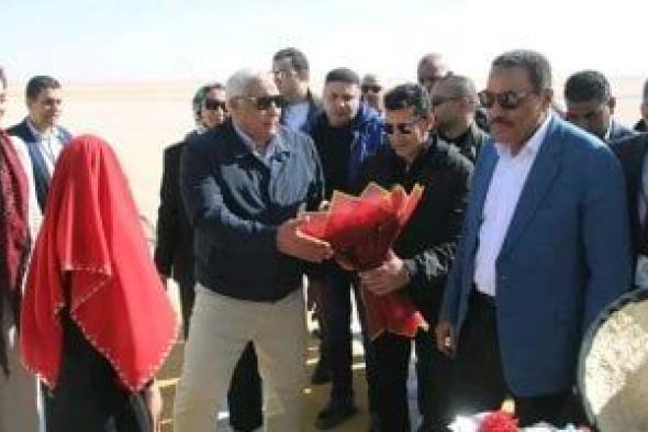 محافظ
الوادى
الجديد
يستقبل
وزير
الشباب
والرياضة
ومحافظ
مطروح