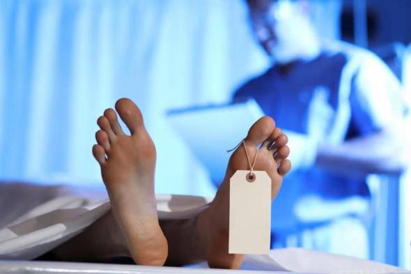 يعود
      للحياة
      بعد
      48
      ساعة
      في
      ثلاجة
      الموتى