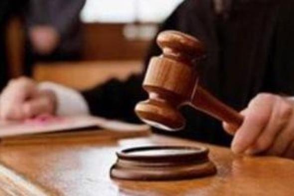 سيدة
تتهم
سباكًا
بالاعتداء
على
ابنها
فى
الجيزة