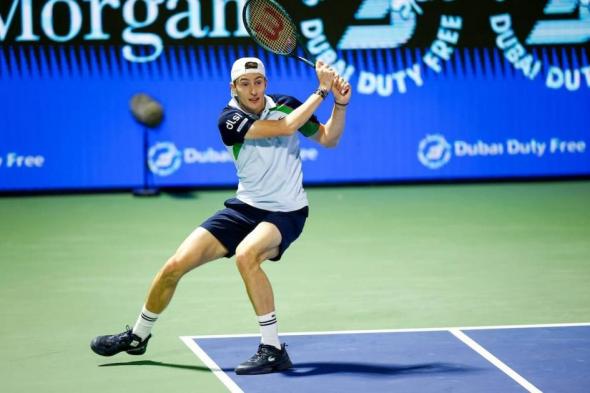 بطولة
      دبي
      للتنس
      2026
      تشهد
      مواجهات
      متجددة
      بين
      ألمع
      نجوم
      اللعبة