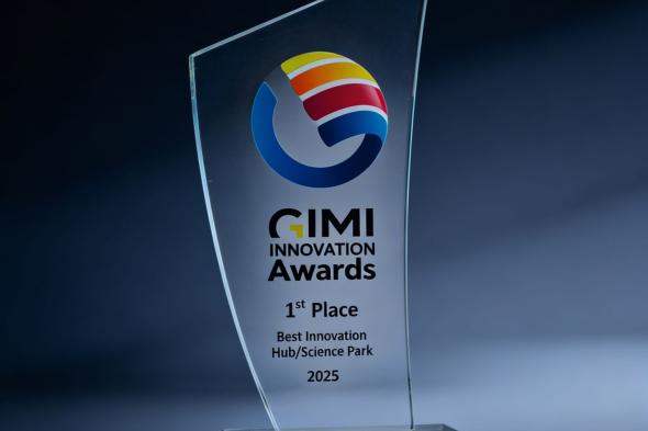 "طرق دبي" تحصد جائزة أفضل حاضنة ابتكار على مستوى العالم