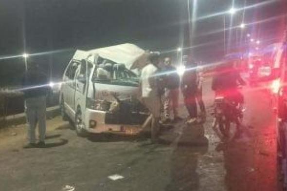 حادث
سيارة
ميكروباص
يسفر
عن
إصابة
عدد
من
الأشخاص
في
أوسيم..
صور