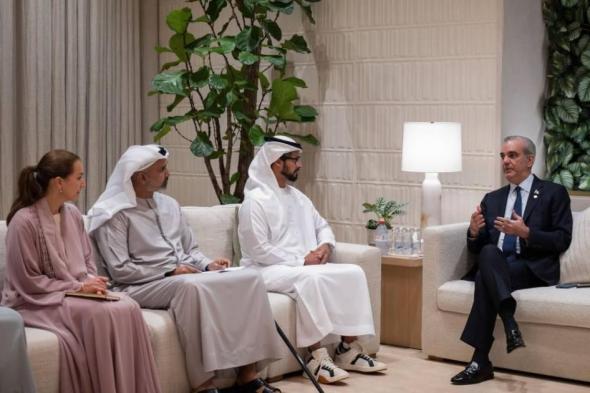 زايد
      بن
      حمدان
      ورئيس
      الدومينيكان
      يبحثان
      التعاون