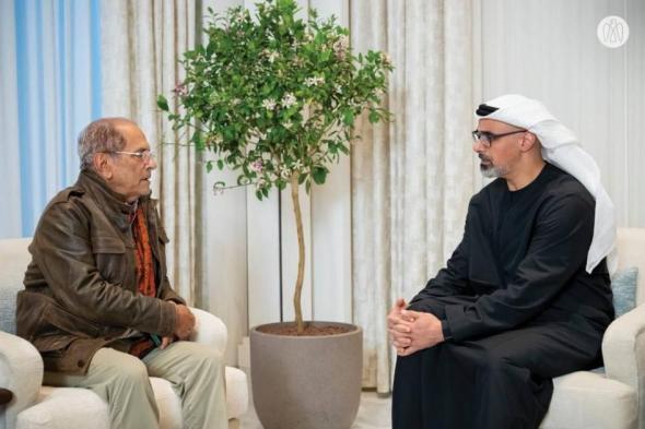 خالد
      بن
      محمد
      بن
      زايد
      يبحث
      مع
      رئيس
      تيمور
      الشرقية
      العلاقات
      الثنائية
      (فيديو)