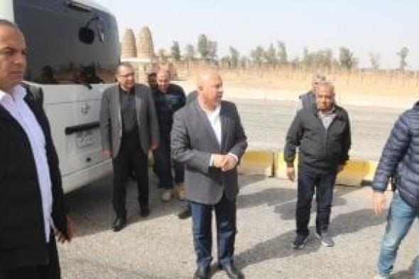 وزير
النقل
يتفقد
تطوير
الدائرى
الإقليمى
ويوجه
بفتح
قطاعات
جديدة
قبل
رمضان