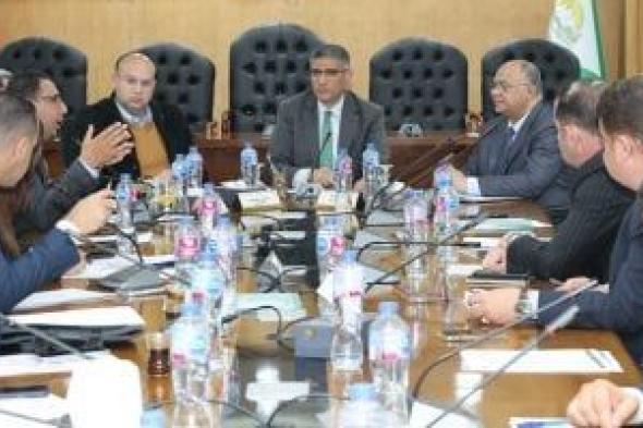 محافظ
الجيزة
يعلن
إدراج
قرى
العياط
ضمن
المرحلة
الثانية
من
مبادرة
حياة
كريمة