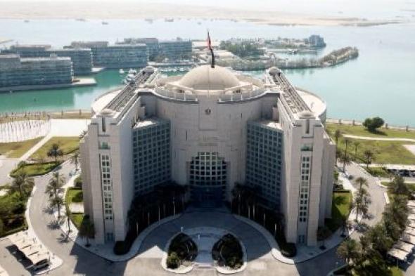 الإمارات ترحب بالمحادثات الأمريكية الإيرانية في سلطنة عُمان