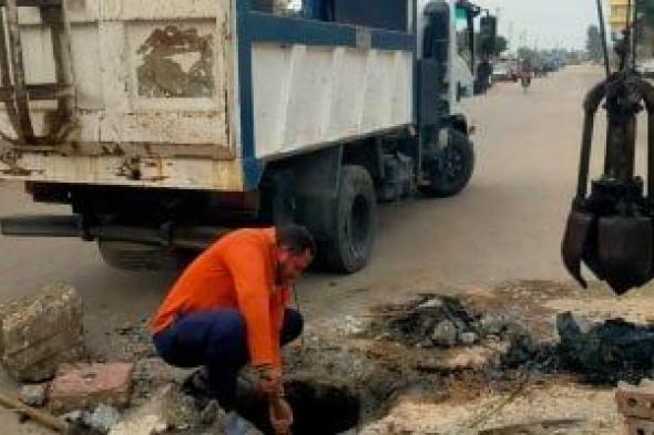 إزالة
التعديات
على
الأراضي
الزراعية
ورفع
كفاءة
وصيانة
شبكة
الصرف
الصحي
بدسوق