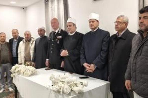 وفد
أزهري
يلقي
خطبة
الجمعة
في
3
مراكز
بإيطاليا
ويعقد
لقاءات
مع
الجالية
المصرية