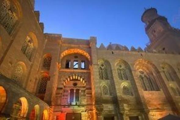 شارع
المعز
يحكى
تاريخ
قاهرة
الألف
عام..
متحف
مفتوح
للحضارة
الإسلامية