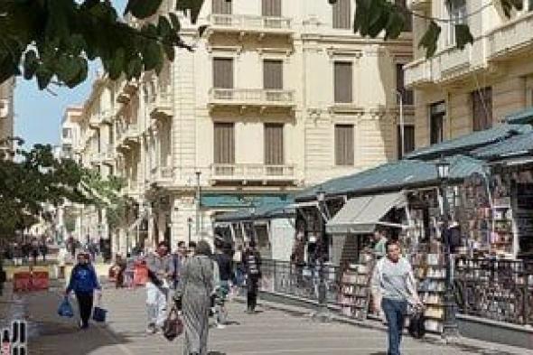 شارع
النبى
دانيال
يستعيد
رونقه
التاريخى..
ممشى
تراثى
جديد
يقضى
على
العشوائية