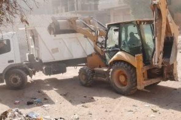 استمرار
حملات
رفع
الإشغالات
والنظافة
وتمهيد
وتسوية
الطرق
بمركز
طامية
بالفيوم