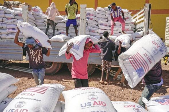 خفض الولايات المتحدة المساعدات الإنسانية يُزعزع مكانتها عالمياً