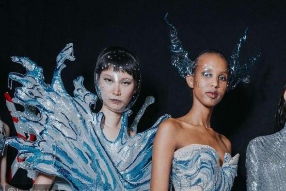 مجوهرات الوجه تتصدر الهوت كوتور ربيع 2026: حين يتحول الوجه إلى مساحة فنية