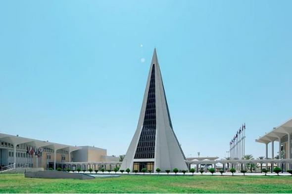 جامعة
    نايف
    العربية
    تعلن
    فتح
    باب
    القبول
    للدكتوراه
    والماجستير
    والدبلوم
    العالي