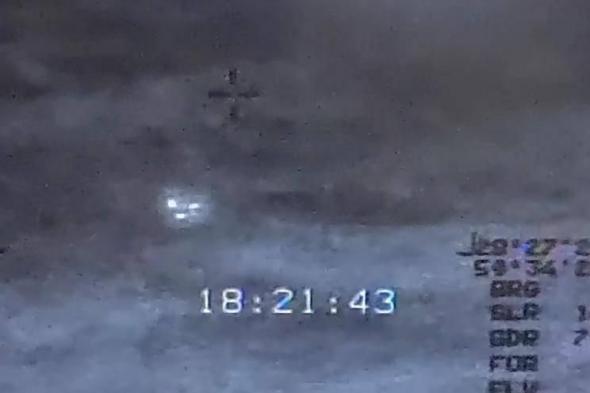 تسريبات
      أمريكية..
      أجسام
      غامضة
      بلا
      حرارة
      في
      سماء
      الشرق
      الأوسط