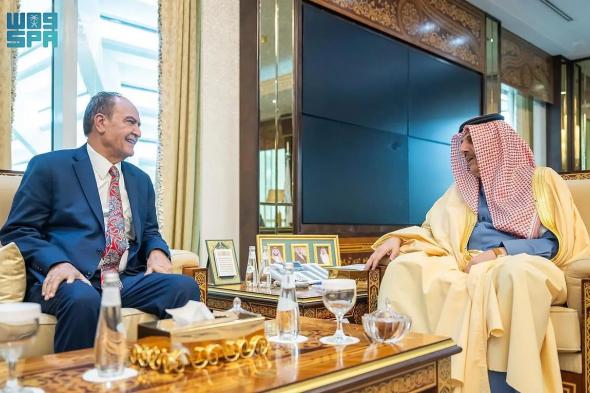 نائب
    وزير
    الداخلية
    المُكلف
    يستقبل
    رئيس
    لجنة
    الأخوة
    الأردنية
    السعودية