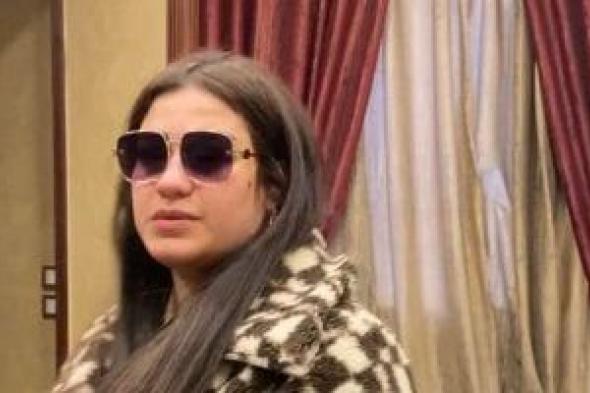 دنيا
الألفي
تخضع
للتحقيق
في
نقابة
الموسيقيين
بسبب
تجاوزها
فى
أحد
المناسبات