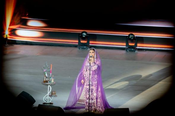 أصالة
      تطرب
      جمهور
      «هلا
      خورفكان»
      بباقة
      من
      أشهر
      أغنياتها