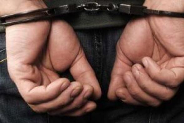 القبض
على
المتهم
بحرق
سيارة
شقيقه
في
مدينة
6
أكتوبر