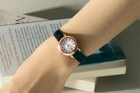 كاسيو
تطلق
ساعات
جديدة
تعمل
بالطاقة
الشمسية
ويتم
التحكم
فيها
لاسلكياً
مع
أحزمة
جلدية