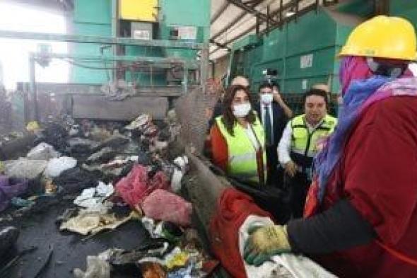 نموذج
مصرى
بمعايير
عالمية..
سندوب
قلعة
تدوير
المخلفات
بالدقهلية
×
10
معلومات