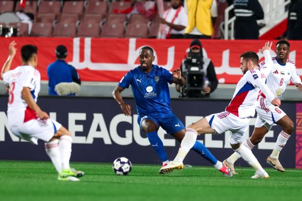 الشارقة يكتفي بالتعادل مع الدحيل.. ويُبقي على حظوظ التأهل الآسيوي