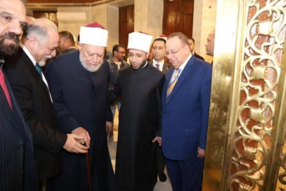 افتتاح
      مسجد
      السيدة
      عائشة
      بالقاهرة
      بعد
      تجديده