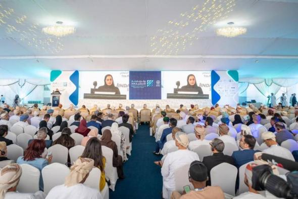 «غرفة
      الشارقة»
      تستعرض
      مقومات
      الإمارة
      الاقتصادية
      أمام
      32
      دولة