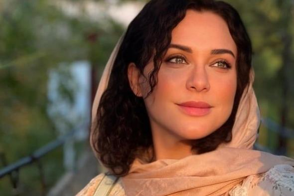 سلاف فواخرجي توثق زيارتها للمتحف المصري الكبير