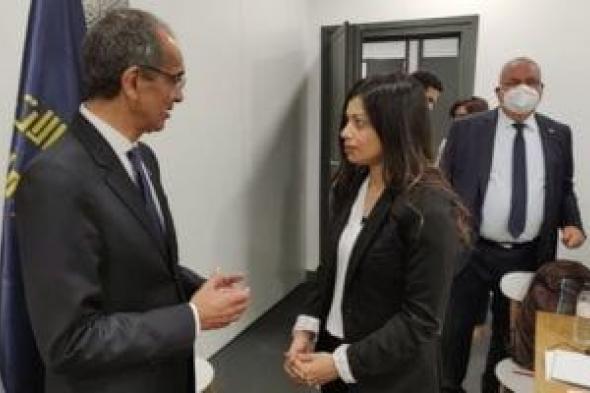 استثمارات
الاتصالات
لا
تقتصر
على
المحمول..
3.5
مليار
جنيه
للإنترنت
الأرضي