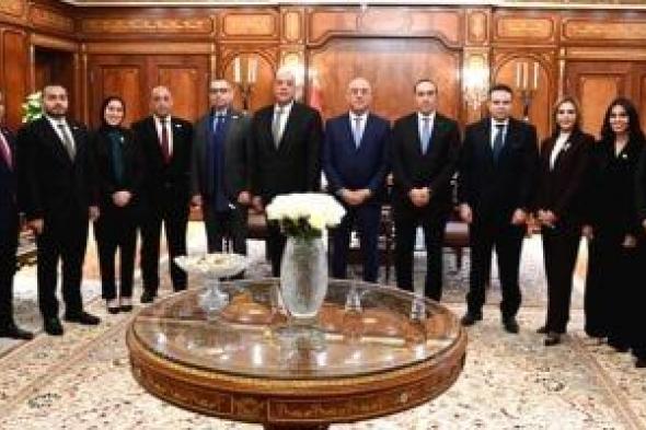 برلمانية
"حزب
العدل"
تلتقى
المستشار
هشام
بدوي
لتهنئته
برئاسة
مجلس
النواب