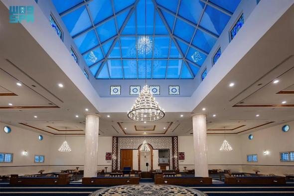 تجهيز
    900
    مسجد
    وجامع
    بمحافظة
    الطائف
    لاستقبال
    شهر
    رمضان